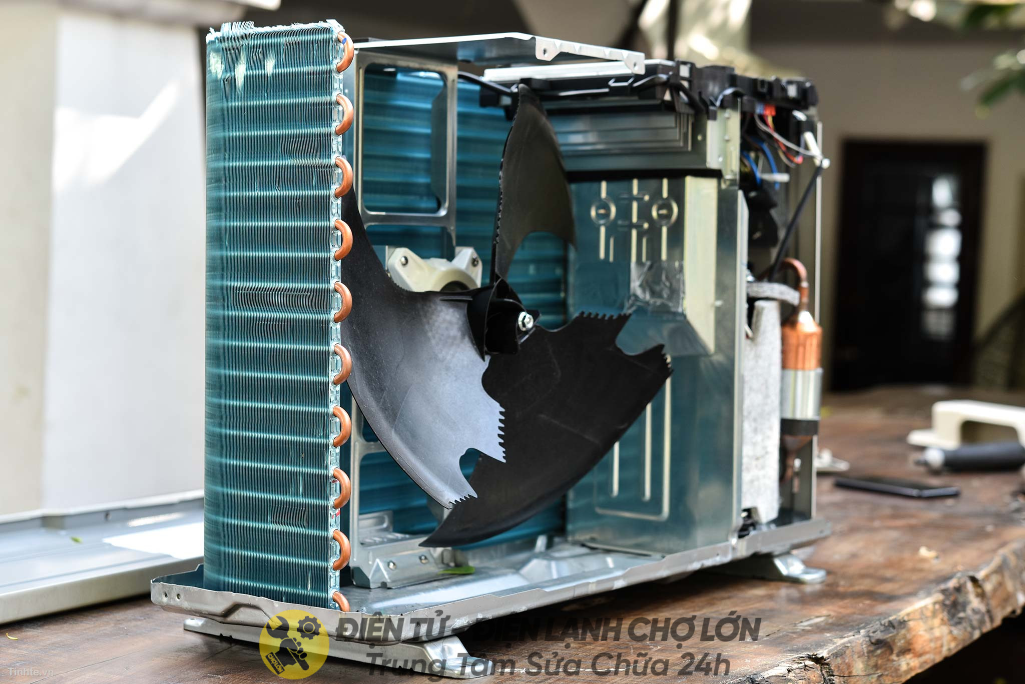 Khắc phục lỗi Ur máy lạnh Daikin